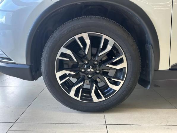 Mitsubishi Outlander III Рестайлинг 3 с пробегом 2021 года, цена 2 680 000 рублей, 92509 км, внедорожник, Автокод Объявления