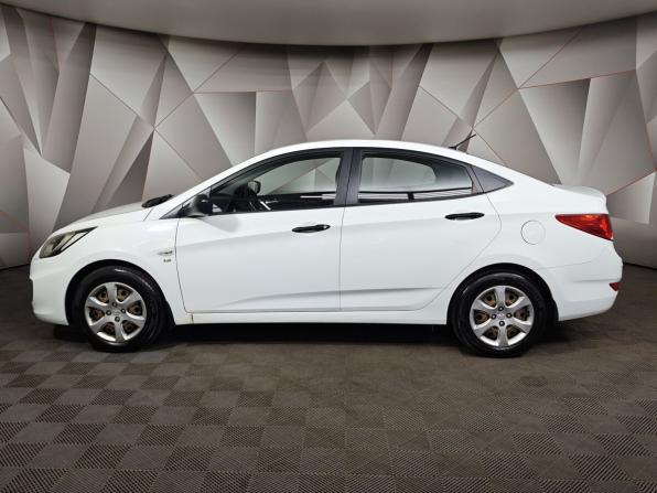 Hyundai Solaris I с пробегом 2012 года, цена 673 000 рублей, 186508 км, седан, Автокод Объявления