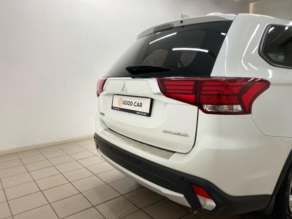 Mitsubishi Outlander III Рестайлинг 3 с пробегом 2018 года, цена 1 880 000 рублей, 83913 км, внедорожник, Автокод Объявления