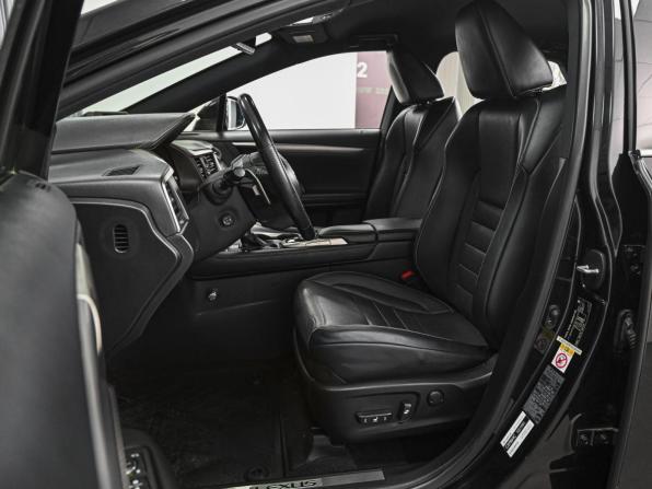Lexus RX IV с пробегом 2017 года, цена 3 885 000 рублей, 171323 км, внедорожник, Автокод Объявления