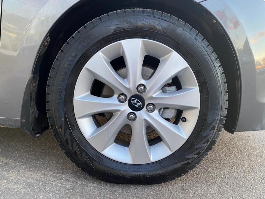 Hyundai Solaris I Рестайлинг Псков  - изображение 18