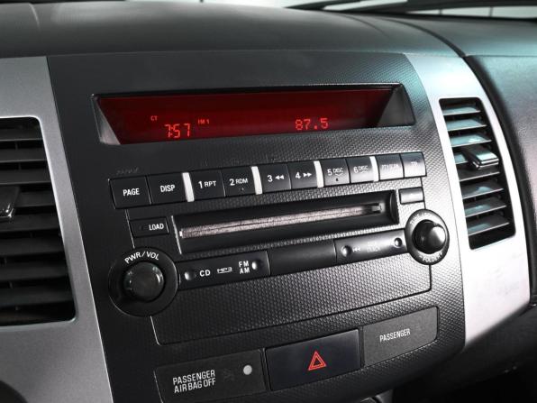 Mitsubishi Outlander II Рестайлинг с пробегом 2011 года, цена 1 429 000 рублей, 155225 км, внедорожник, Автокод Объявления