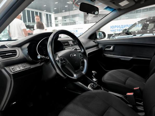 Kia Rio III Рестайлинг с пробегом 2016 года, цена 1 050 000 рублей, 103010 км, хэтчбек, Автокод Объявления