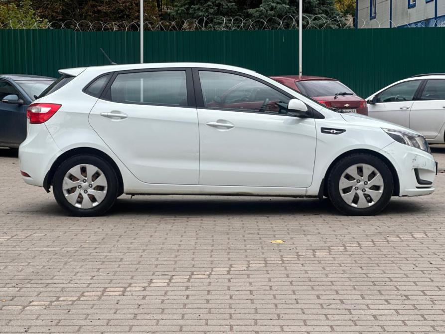 Kia Rio III Великий Новгород  - изображение 8