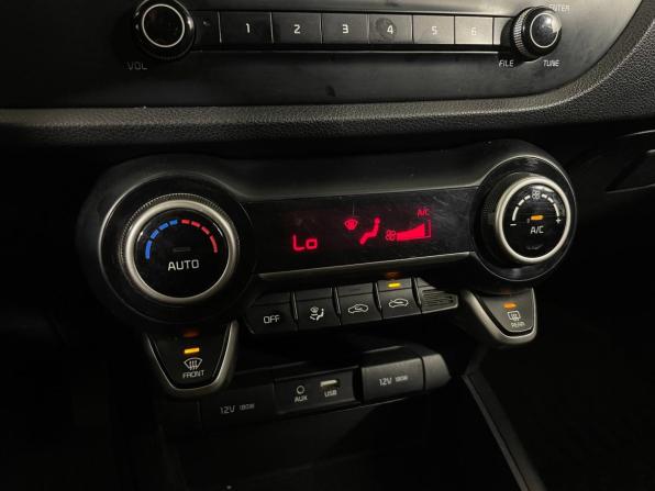 Kia Rio IV с пробегом 2017 года, цена 1 136 000 рублей, 172756 км, седан, Автокод Объявления