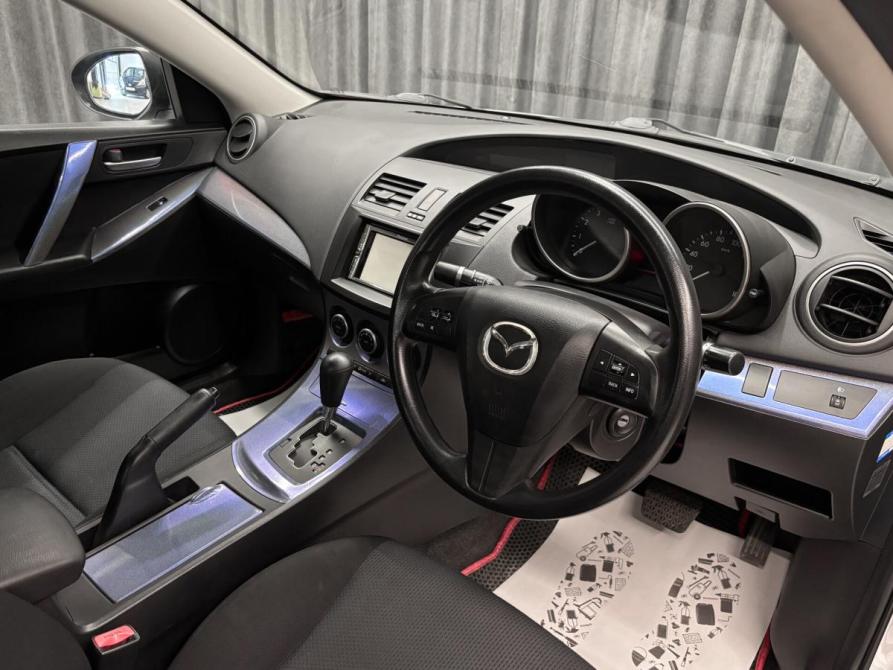 Mazda Axela II Красноярск  - изображение 11