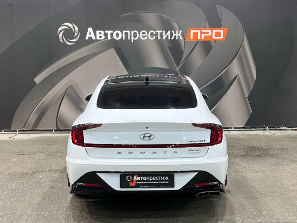 Hyundai Sonata VIII (DN8) с пробегом 2021 года, цена 2 530 000 рублей, 57392 км, седан, Автокод Объявления