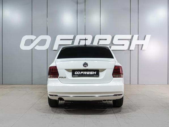 Volkswagen Polo V Рестайлинг с пробегом 2019 года, цена 1 169 000 рублей, 143122 км, седан, Автокод Объявления