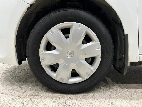 Renault Logan II с пробегом 2017 года, цена 609 000 рублей, 86915 км, седан, Автокод Объявления