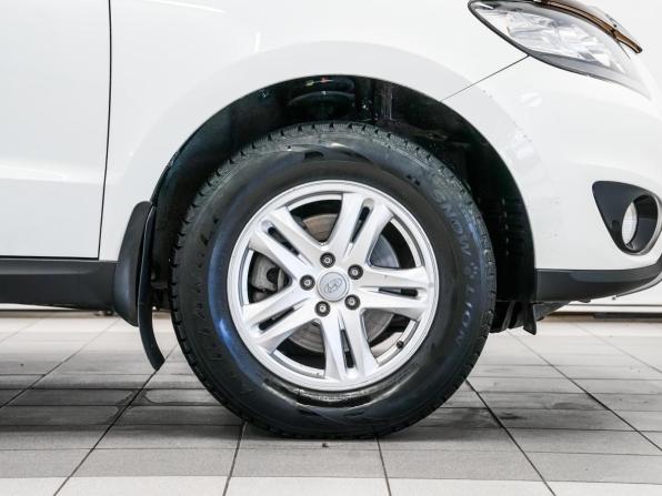 Hyundai Santa Fe II Рестайлинг с пробегом 2011 года, цена 1 200 000 рублей, 220421 км, внедорожник, Автокод Объявления