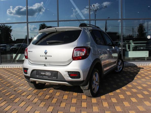 Renault Sandero II Рестайлинг с пробегом 2018 года, цена 970 000 рублей, 136845 км, хэтчбек, Автокод Объявления
