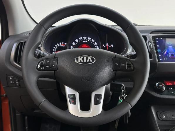 Kia Sportage III с пробегом 2013 года, цена 1 300 000 рублей, 210009 км, внедорожник, Автокод Объявления