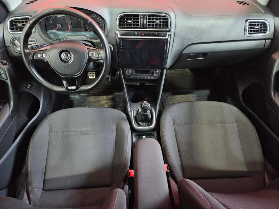 Volkswagen Polo V Рестайлинг Вологда  - изображение 9