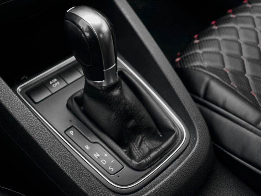Volkswagen Jetta VI Екатеринбург  - изображение 17