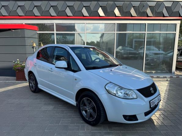 Suzuki SX4 I (Classic) Рестайлинг с пробегом 2011 года, цена 679 900 рублей, 210002 км, седан, Автокод Объявления