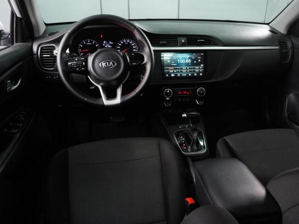 Kia Rio IV Рестайлинг с пробегом 2021 года, цена 1 735 000 рублей, 87933 км, седан, Автокод Объявления