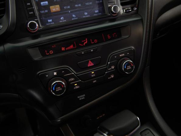Kia Optima III с пробегом 2012 года, цена 999 000 рублей, 305680 км, седан, Автокод Объявления