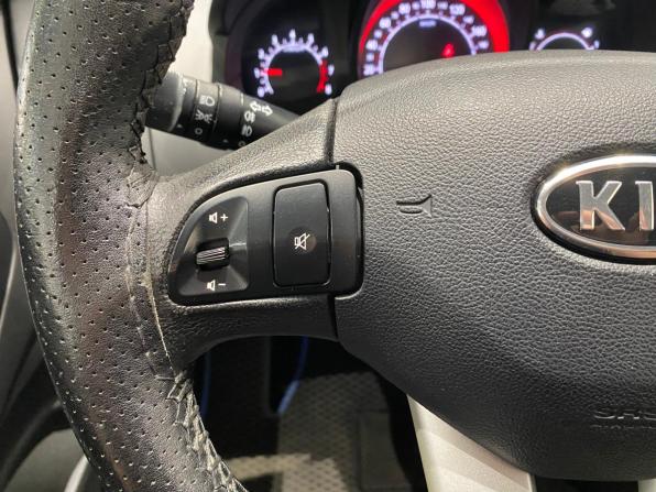 Kia Ceed I Рестайлинг с пробегом 2011 года, цена 669 000 рублей, 238936 км, хэтчбек, Автокод Объявления