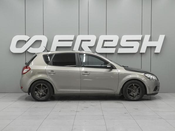 Kia Ceed I Рестайлинг с пробегом 2011 года, цена 720 000 рублей, 235700 км, хэтчбек, Автокод Объявления