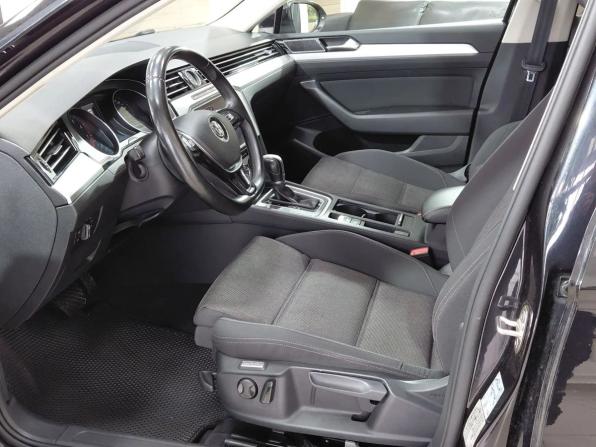 Volkswagen Passat B8 с пробегом 2018 года, цена 1 600 000 рублей, 261459 км, универсал, Автокод Объявления