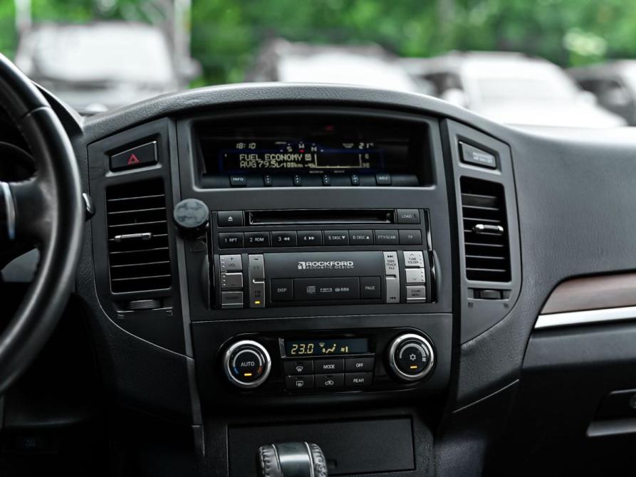Mitsubishi Pajero IV Санкт-Петербург  - изображение 7