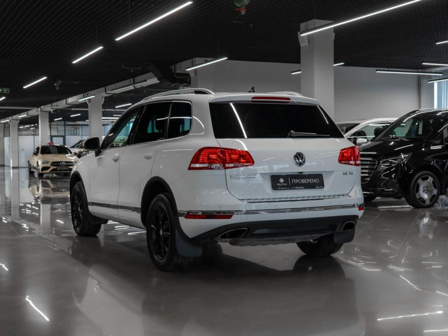 Volkswagen Touareg II Рестайлинг Москва  - изображение 4