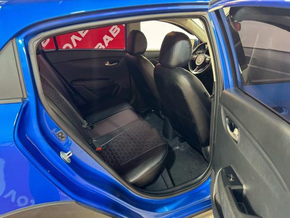 Kia Rio IV с пробегом 2017 года, цена 999 000 рублей, 161840 км, хэтчбек, Автокод Объявления
