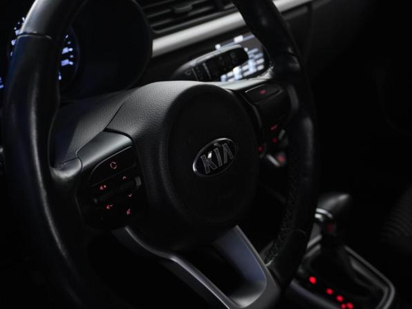 Kia Rio IV с пробегом 2020 года, цена 1 349 785 рублей, 140451 км, хэтчбек, Автокод Объявления
