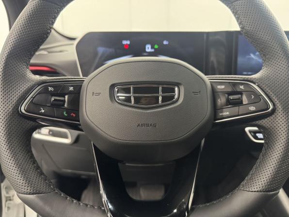 Geely Coolray I Рестайлинг с пробегом 2024 года, цена 2 250 000 рублей, 32384 км, внедорожник, Автокод Объявления