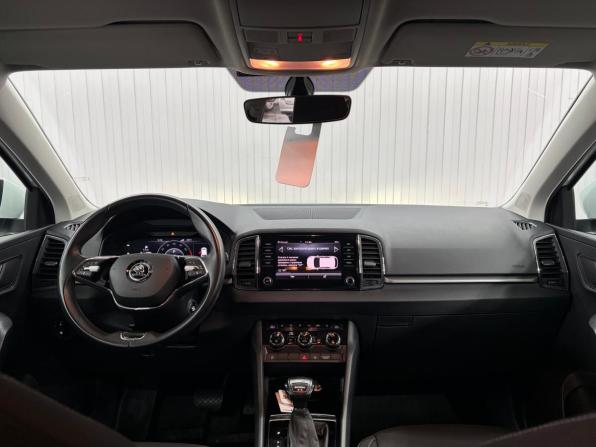 Skoda Karoq I с пробегом 2021 года, цена 2 497 000 рублей, 54834 км, внедорожник, Автокод Объявления