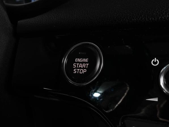 Kia Sportage IV с пробегом 2016 года, цена 2 189 000 рублей, 99117 км, внедорожник, Автокод Объявления