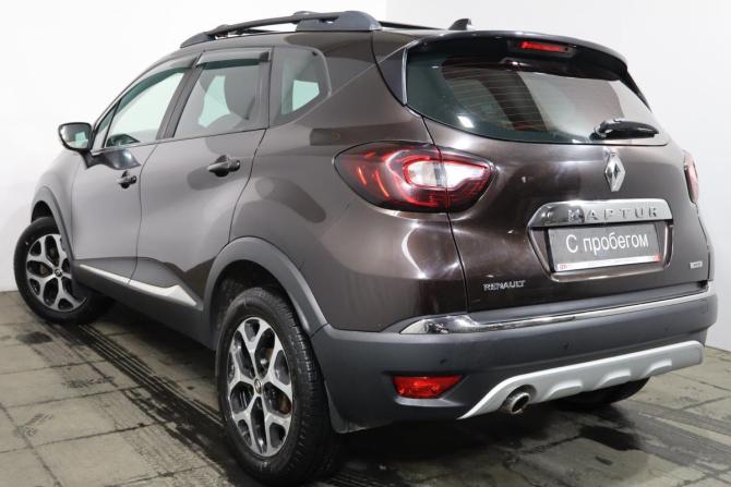 Renault Kaptur I с пробегом 2018 года, цена 1 539 000 рублей, 115000 км, внедорожник, Автокод Объявления