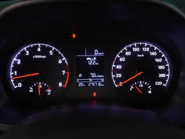 Hyundai Solaris II с пробегом 2017 года, цена 939 000 рублей, 275716 км, седан, Автокод Объявления