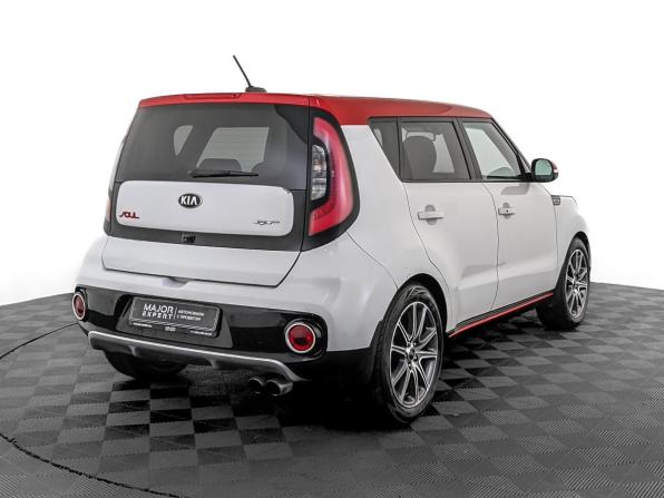 Kia Soul II Рестайлинг с пробегом 2017 года, цена 1 300 000 рублей, 138303 км, хэтчбек, Автокод Объявления