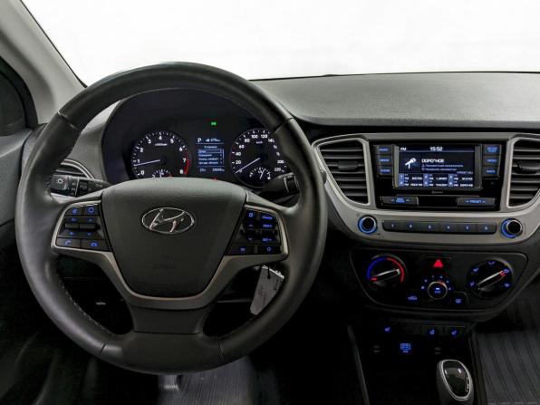 Hyundai Solaris II с пробегом 2019 года, цена 1 450 000 рублей, 28865 км, седан, Автокод Объявления
