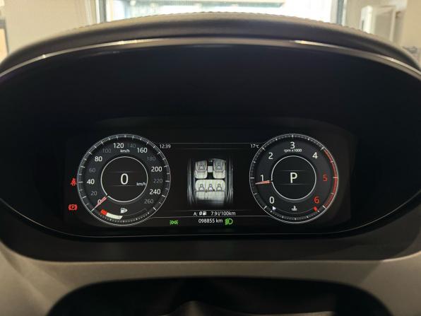 Jaguar E-Pace I с пробегом 2018 года, цена 2 600 000 рублей, 98855 км, внедорожник, Автокод Объявления