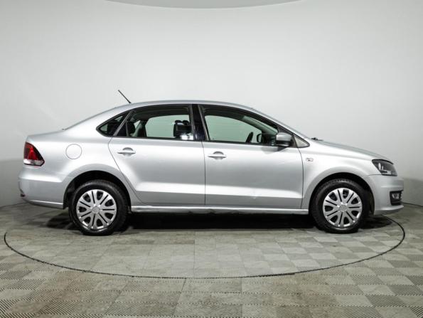 Volkswagen Polo V Рестайлинг с пробегом 2016 года, цена 949 700 рублей, 162000 км, седан, Автокод Объявления