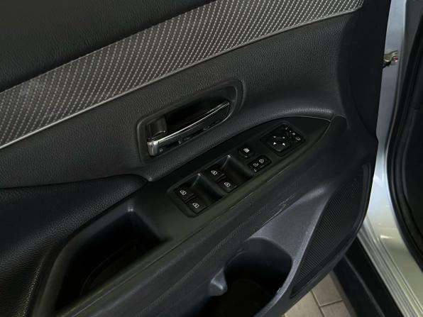 Mitsubishi Outlander III Рестайлинг 3 с пробегом 2019 года, цена 2 499 000 рублей, 120720 км, внедорожник, Автокод Объявления