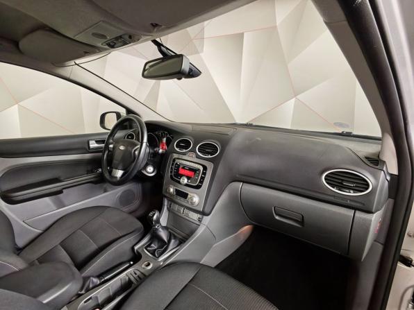 Ford Focus II Рестайлинг с пробегом 2010 года, цена 835 000 рублей, 80829 км, седан, Автокод Объявления