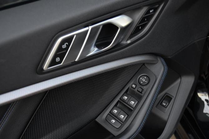 BMW 1 серии III (F40) с пробегом 2023 года, цена 3 200 000 рублей, 17304 км, хэтчбек, Автокод Объявления