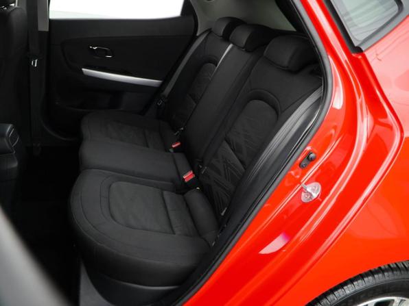 Kia Ceed II Рестайлинг с пробегом 2018 года, цена 1 150 000 рублей, 197184 км, хэтчбек, Автокод Объявления
