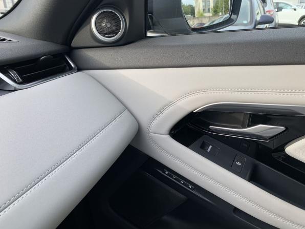 Land Rover Range Rover Evoque II с пробегом 2019 года, цена 3 399 000 рублей, 86107 км, внедорожник, Автокод Объявления