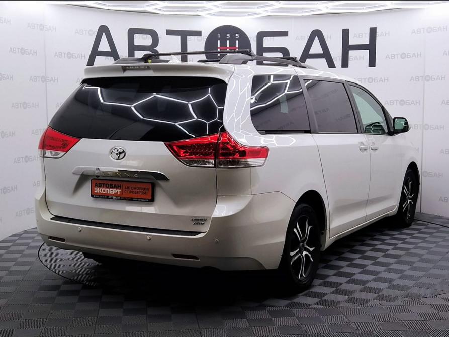 Toyota Sienna III Екатеринбург  - изображение 3