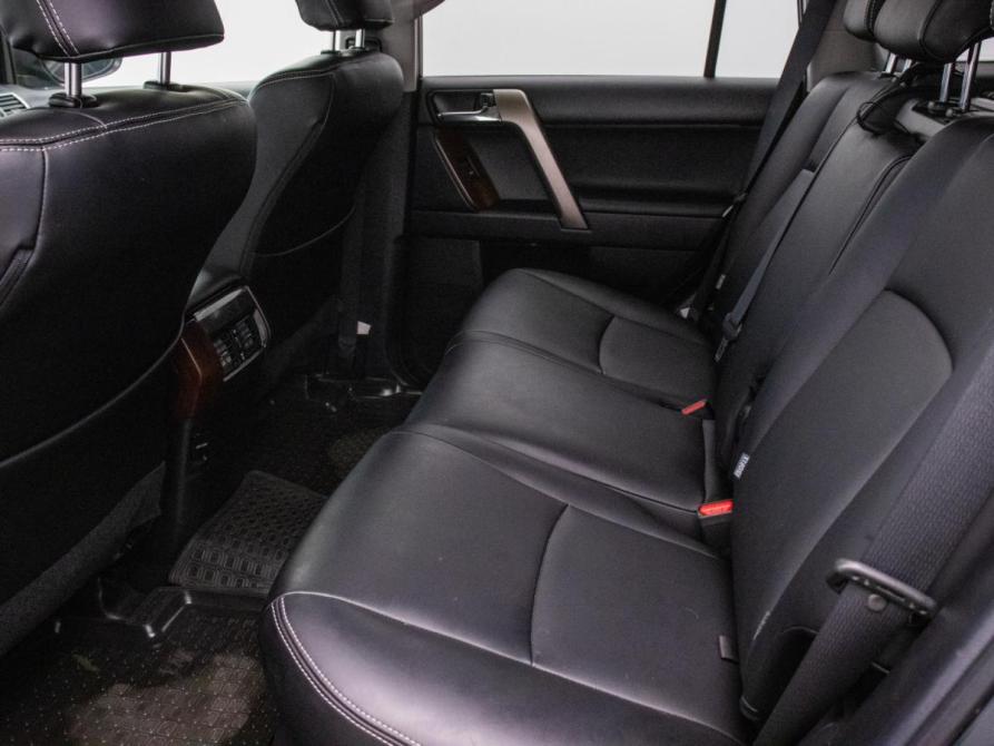 Toyota Land Cruiser Prado 150 Series Рестайлинг 1 Москва  - изображение 12