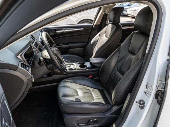 Ford Mondeo V с пробегом 2017 года, цена 1 770 000 рублей, 111073 км, седан, Автокод Объявления