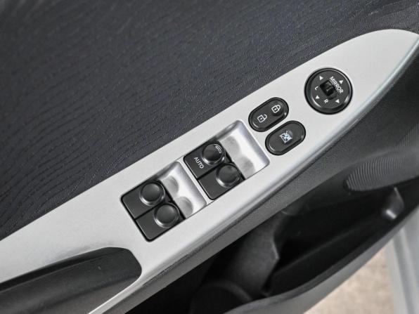 Hyundai Solaris I с пробегом 2013 года, цена 820 000 рублей, 146939 км, седан, Автокод Объявления