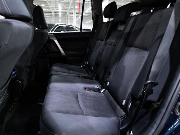 Toyota Land Cruiser Prado 150 Series Рестайлинг 2 с пробегом 2018 года, цена 4 699 700 рублей, 130370 км, внедорожник, Автокод Объявления