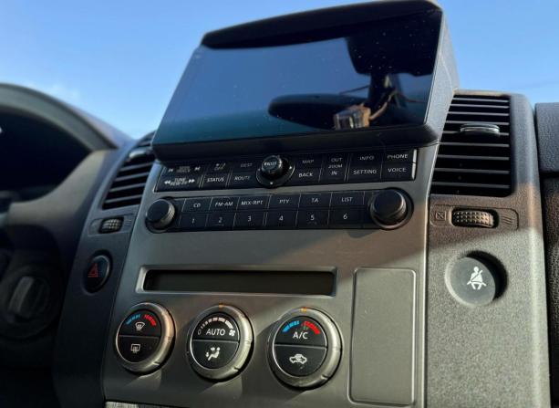 Nissan Pathfinder III с пробегом 2008 года, цена 1 085 000 рублей, 299907 км, внедорожник, Автокод Объявления