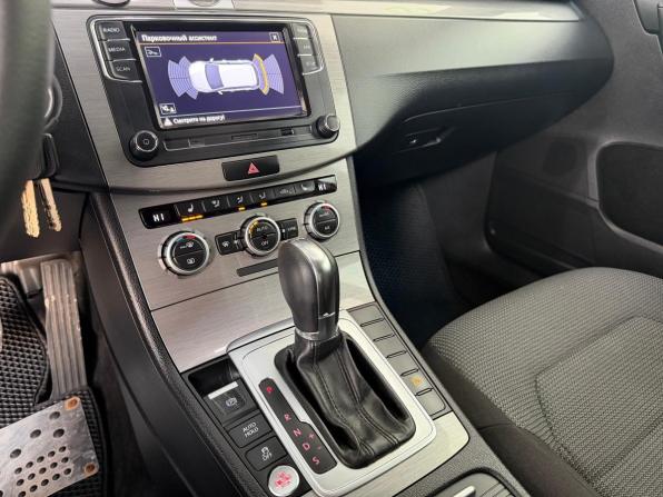 Volkswagen Passat B7 с пробегом 2013 года, цена 949 000 рублей, 261000 км, седан, Автокод Объявления