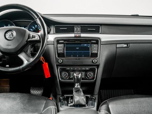 Skoda Superb II Рестайлинг с пробегом 2014 года, цена 1 175 000 рублей, 206015 км, лифтбек, Автокод Объявления